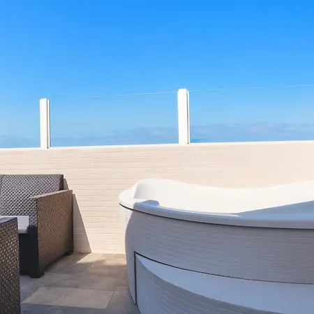 Atico 14 Арресифе